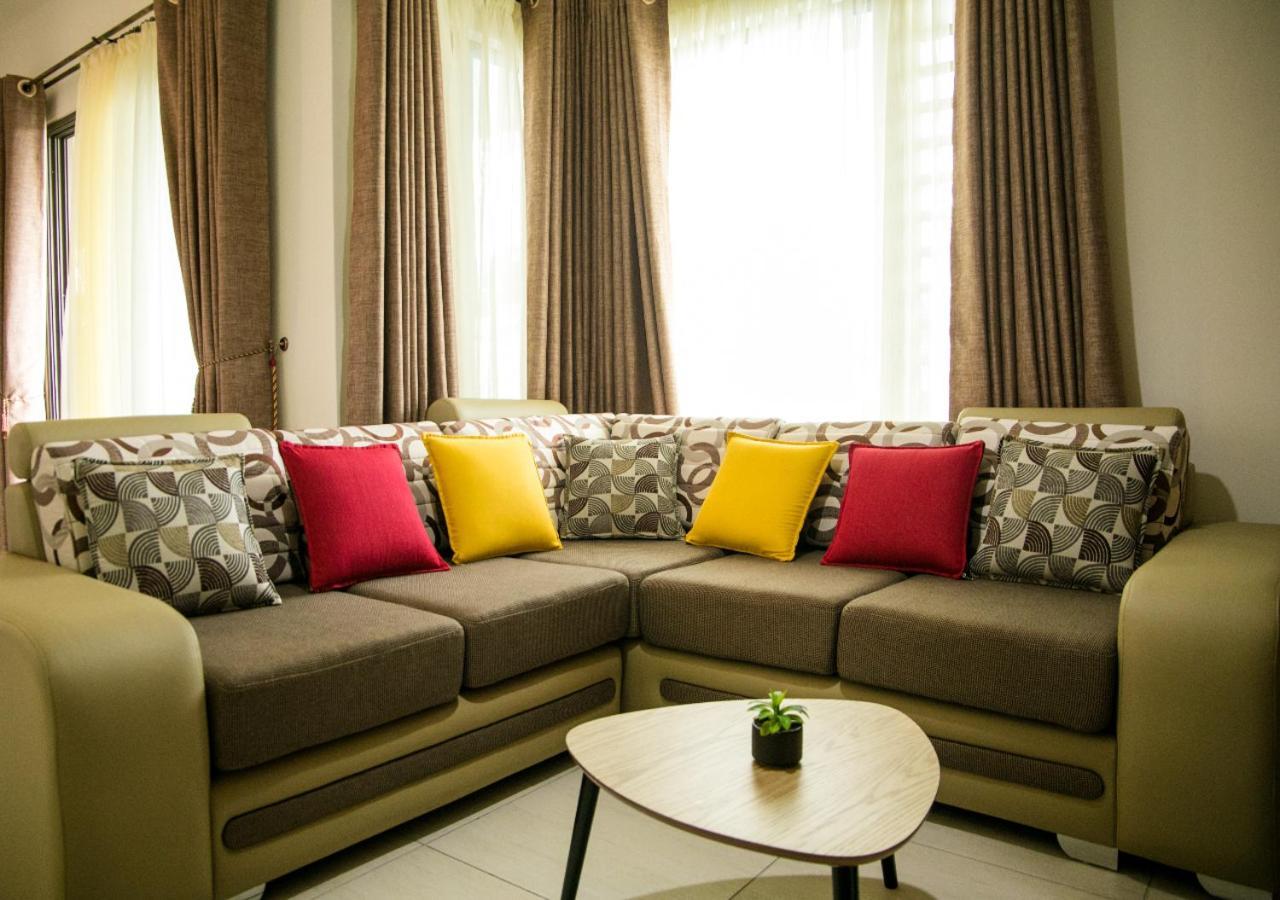 Luxury 2 Bedroom Apartment With Pool - Close To Flic-En-Flac Beach Dış mekan fotoğraf