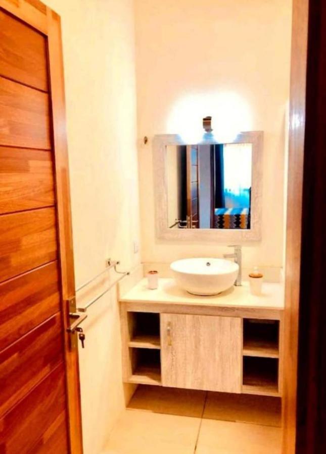 Luxury 2 Bedroom Apartment With Pool - Close To Flic-En-Flac Beach Dış mekan fotoğraf